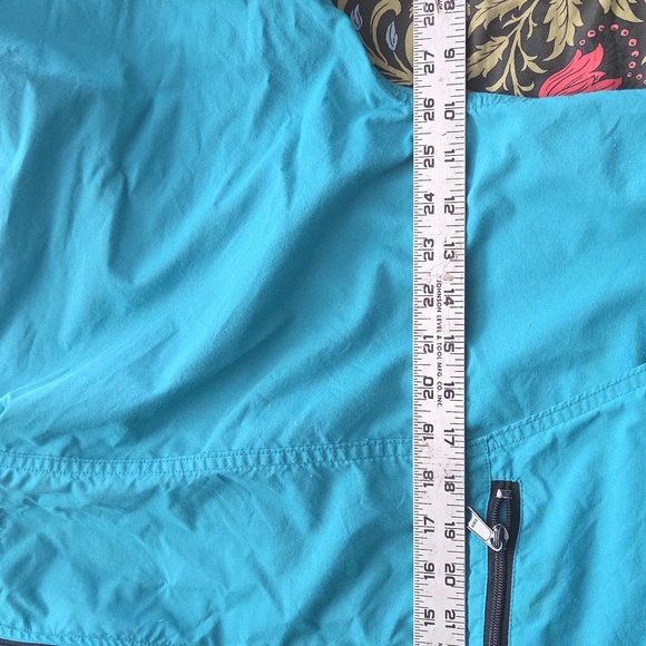 L.L. Bean Teal Lightweight Jacket - Picture 9 of 11